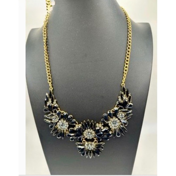 Jewelry - Black Floral Statement Bib Necklace Gold Tone Rhinestone Gothic Glam Runway 18"